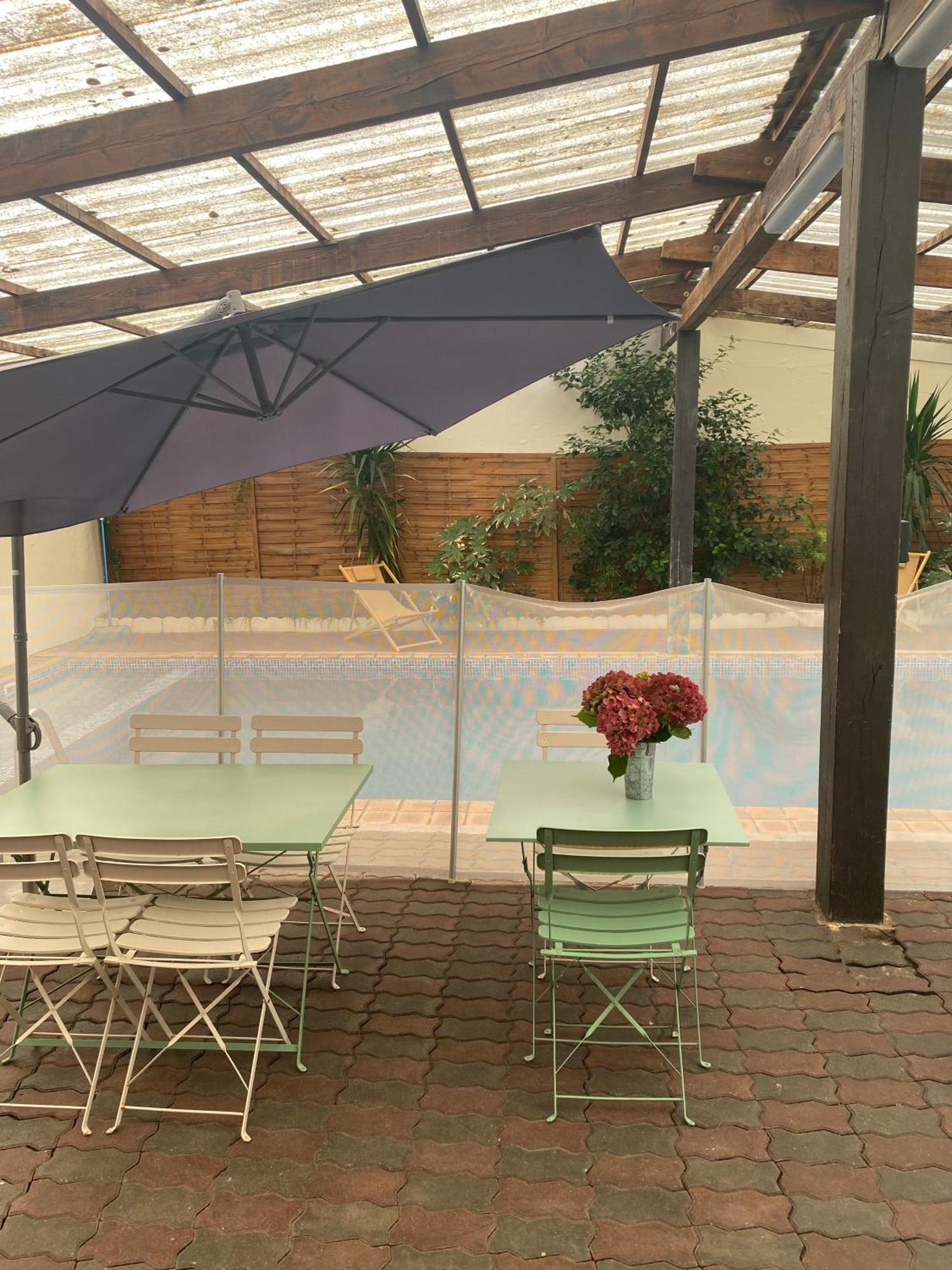 La Clef Du Four Bed and Breakfast Plesder Buitenkant foto